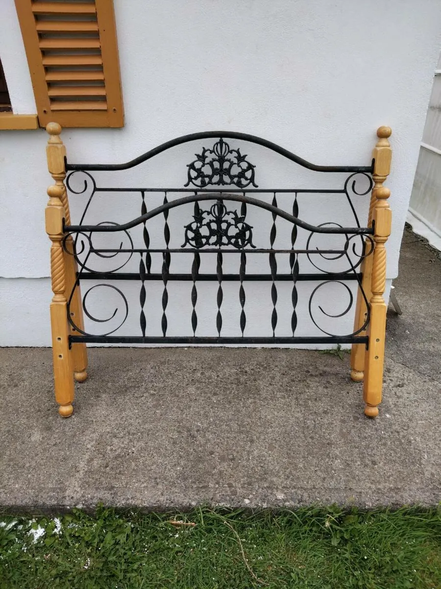 Ornamental Bedends - Image 2