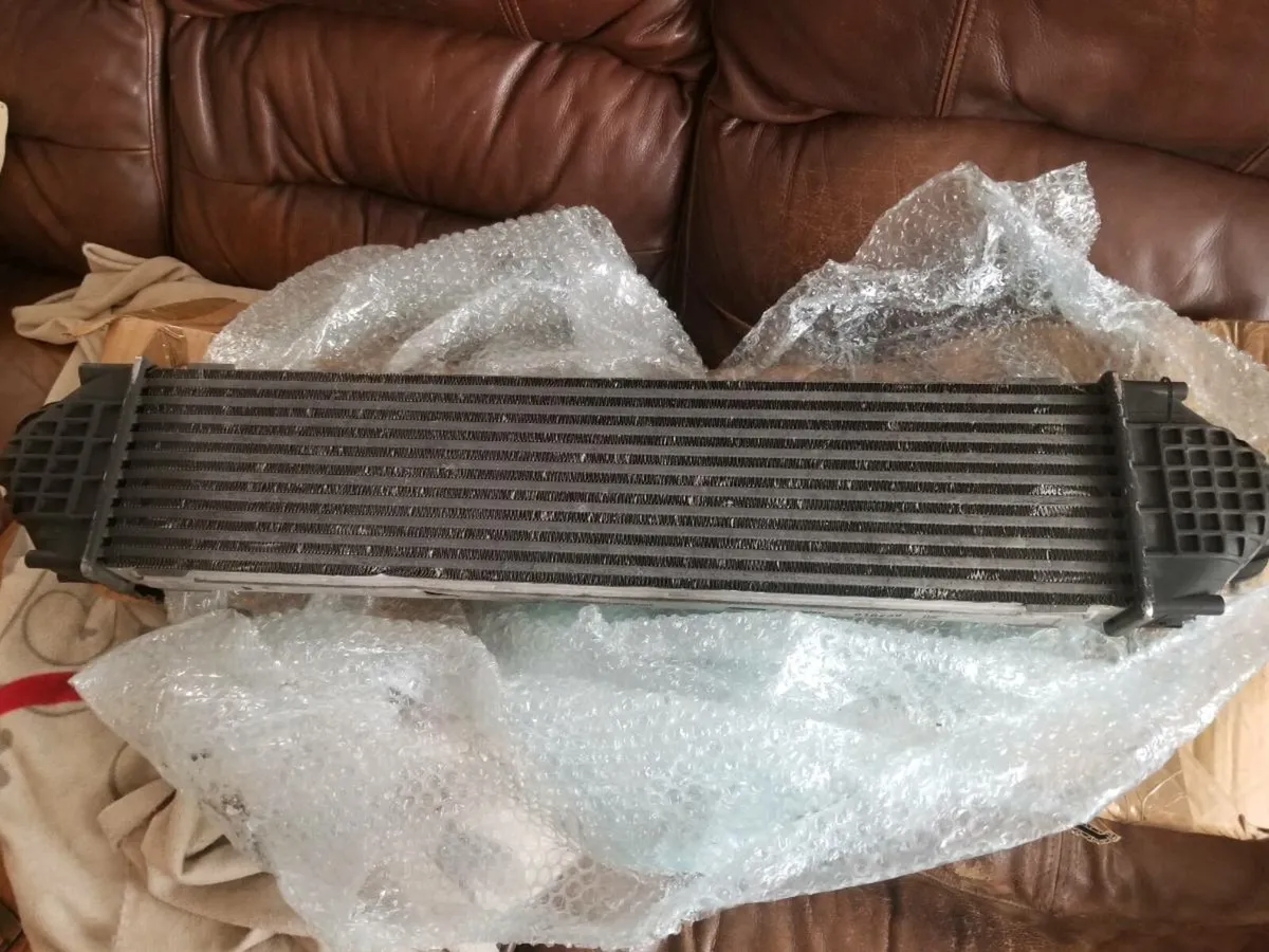 Ford mondeo turbo intercooler  radiator - Image 1