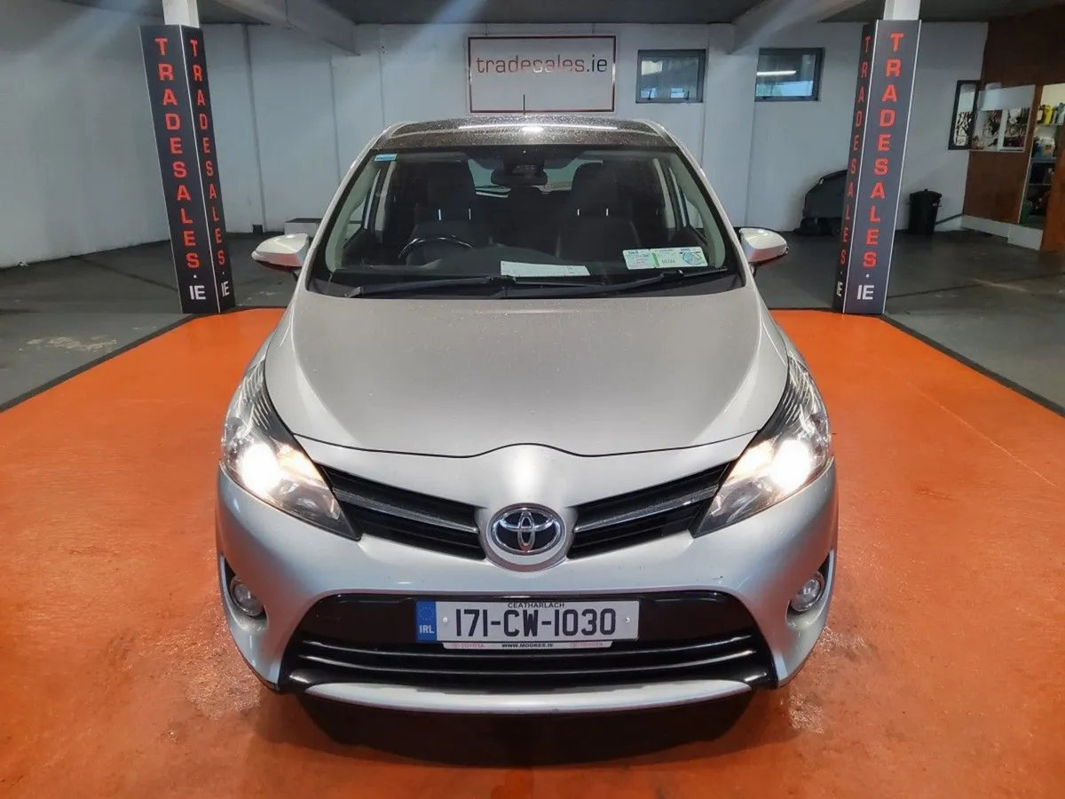 Toyota Verso 1.6 D-4d 112bhp Sol Skyview 7 Seater - Image 1