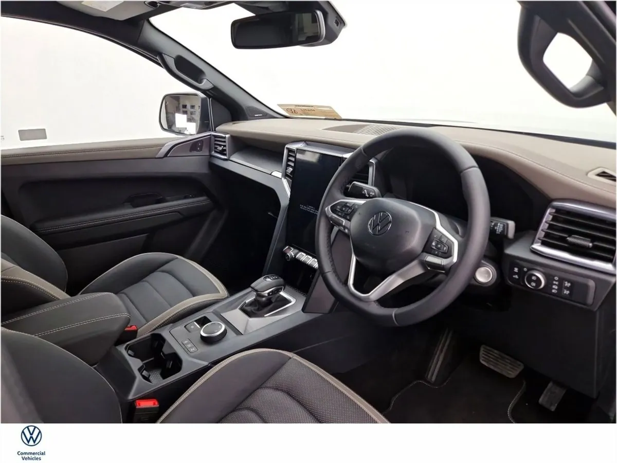 Volkswagen Amarok Aventura 3.0tdi 237HP Auto 4mot - Image 4