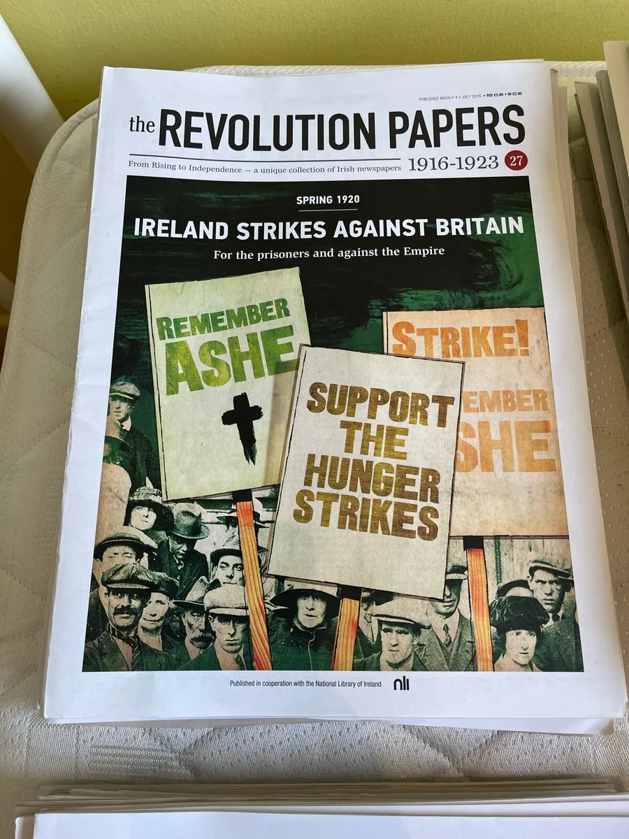 The Revolution Papers. Lot of 250 Issues. - Image 2