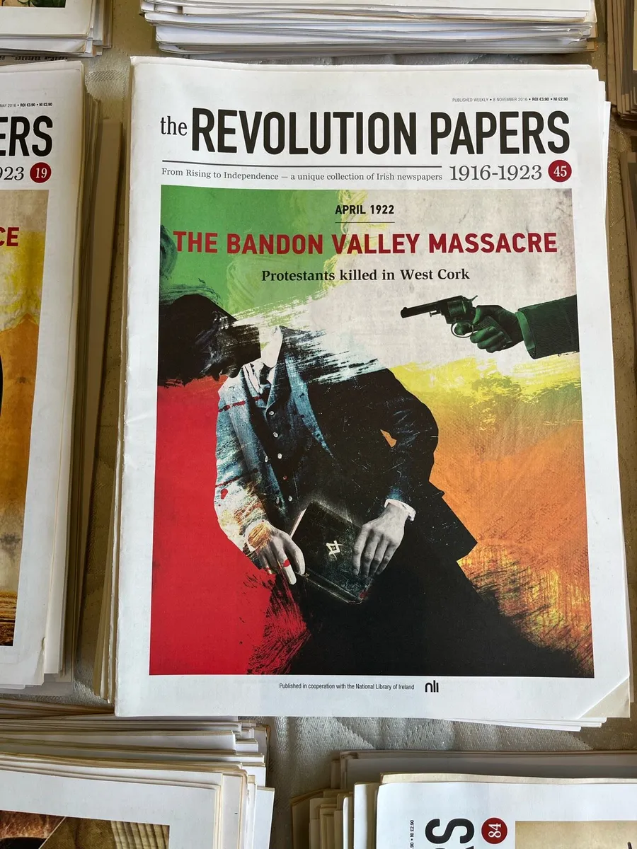 The Revolution Papers. Lot of 250 Issues. - Image 4