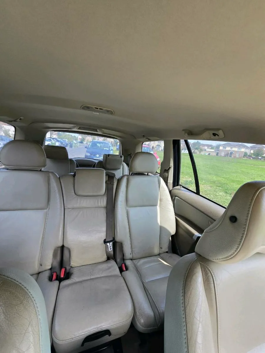 Suv - Image 3