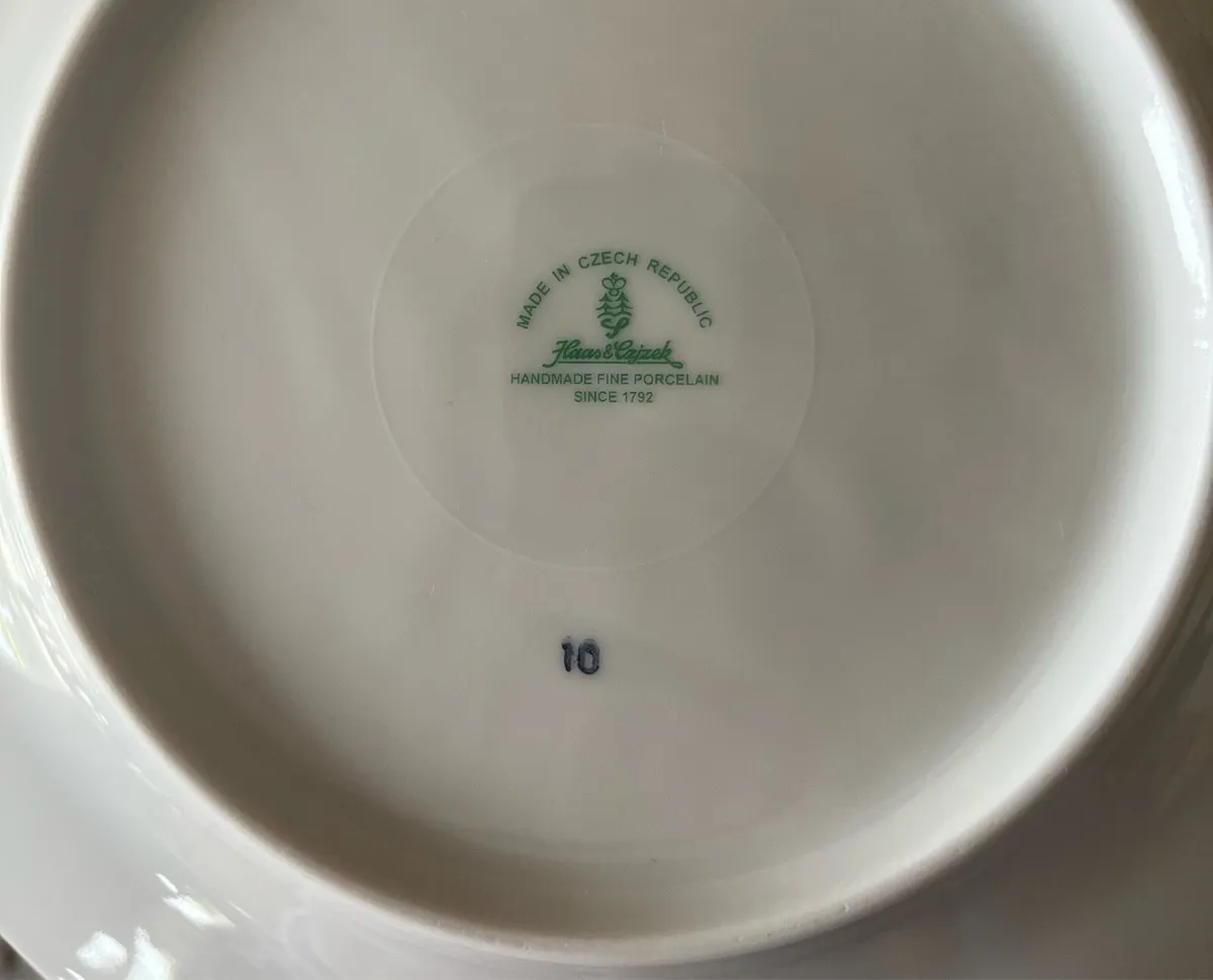 Haaz & Czijek Porcelain Dinner Set – 25 Pieces - Image 3