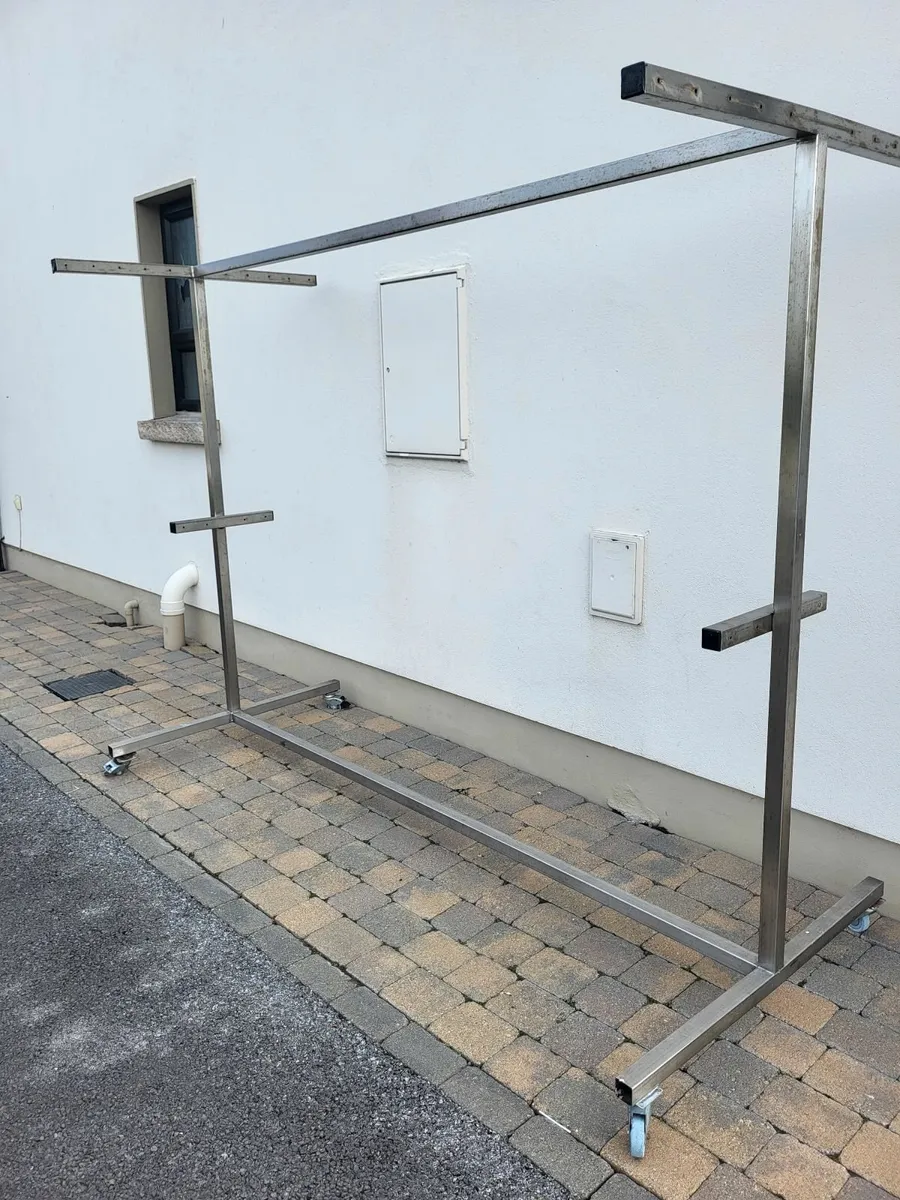 Galvanised Clothes Line Frame - Image 2