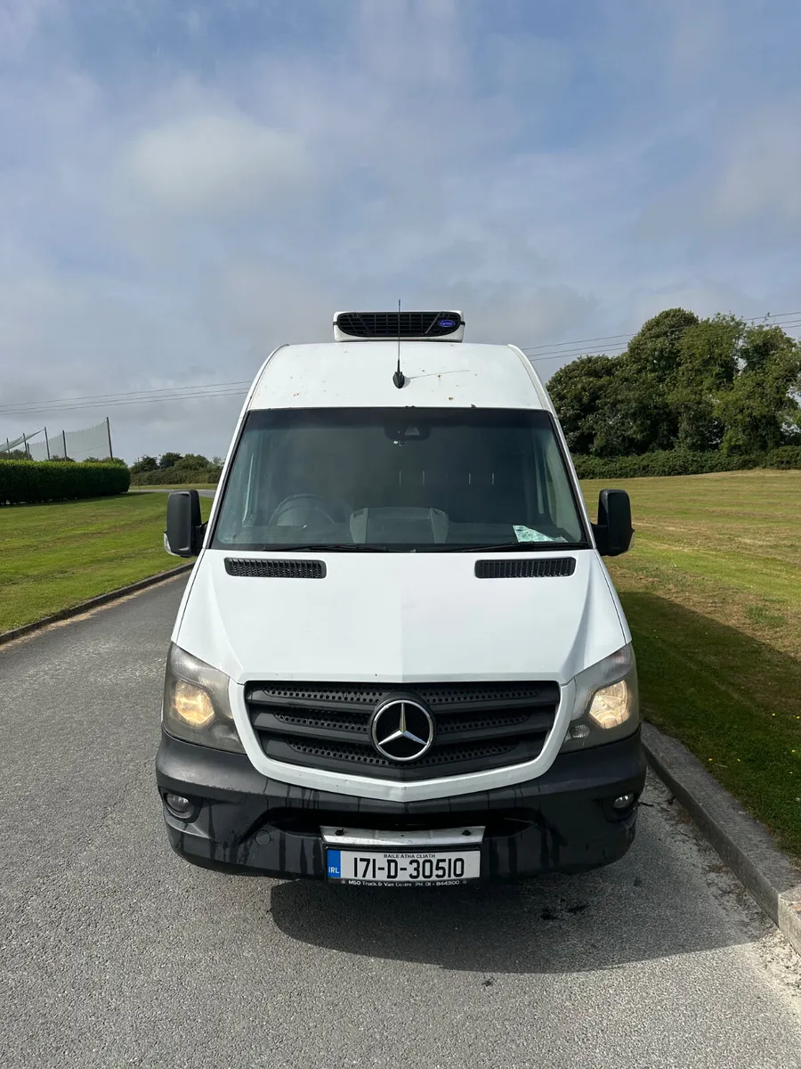 Mercedes-Benz Sprinter 2017 DOE 06/26 - Image 2