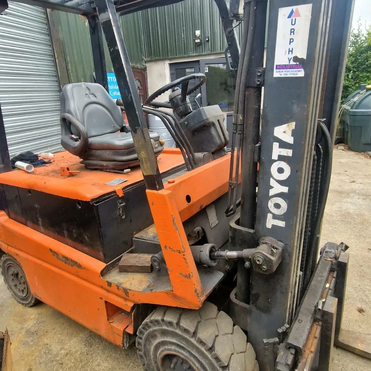 Toyota forklift - Image 1