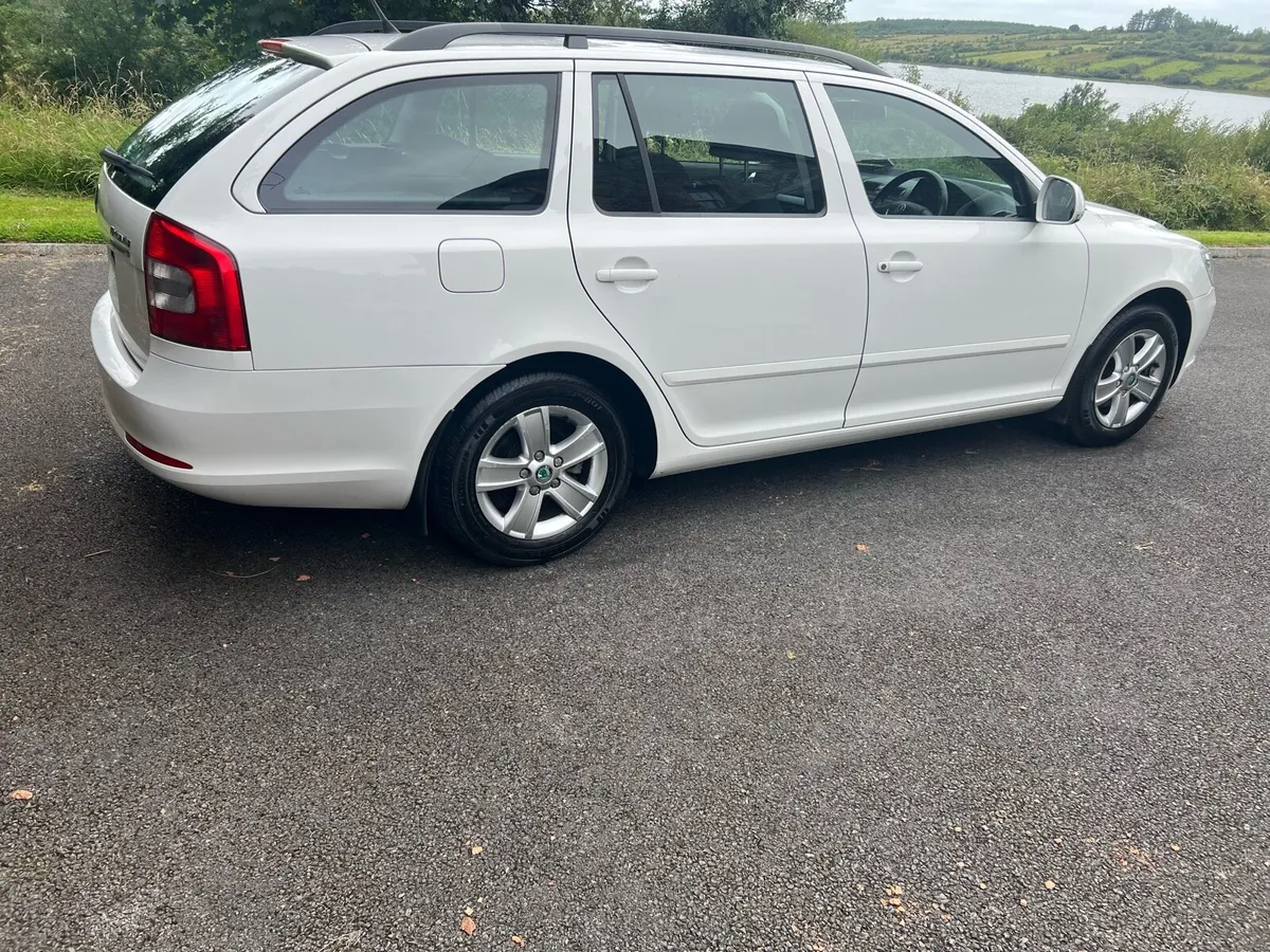Skoda Octavia Estate - Image 3