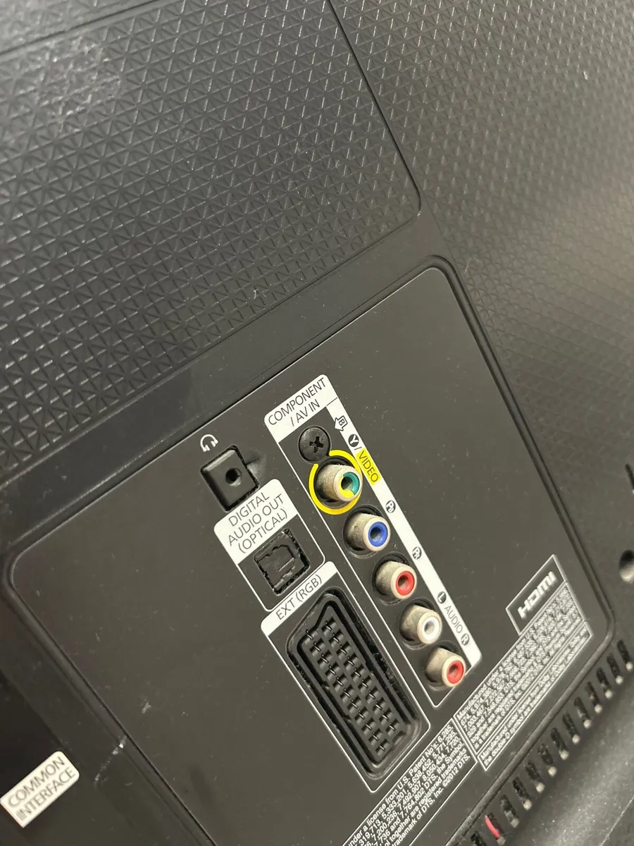 Samsung tv - Image 4