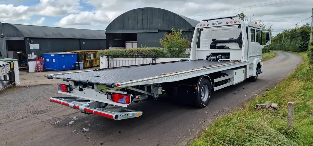 RECOVERY TRUCK - Image 2