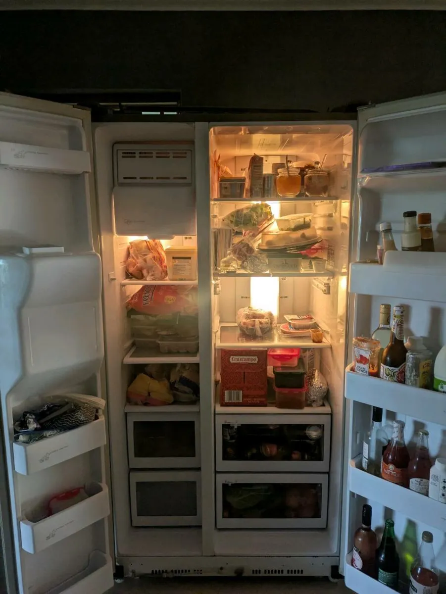 Samsung American Fridge Freezer - Image 2
