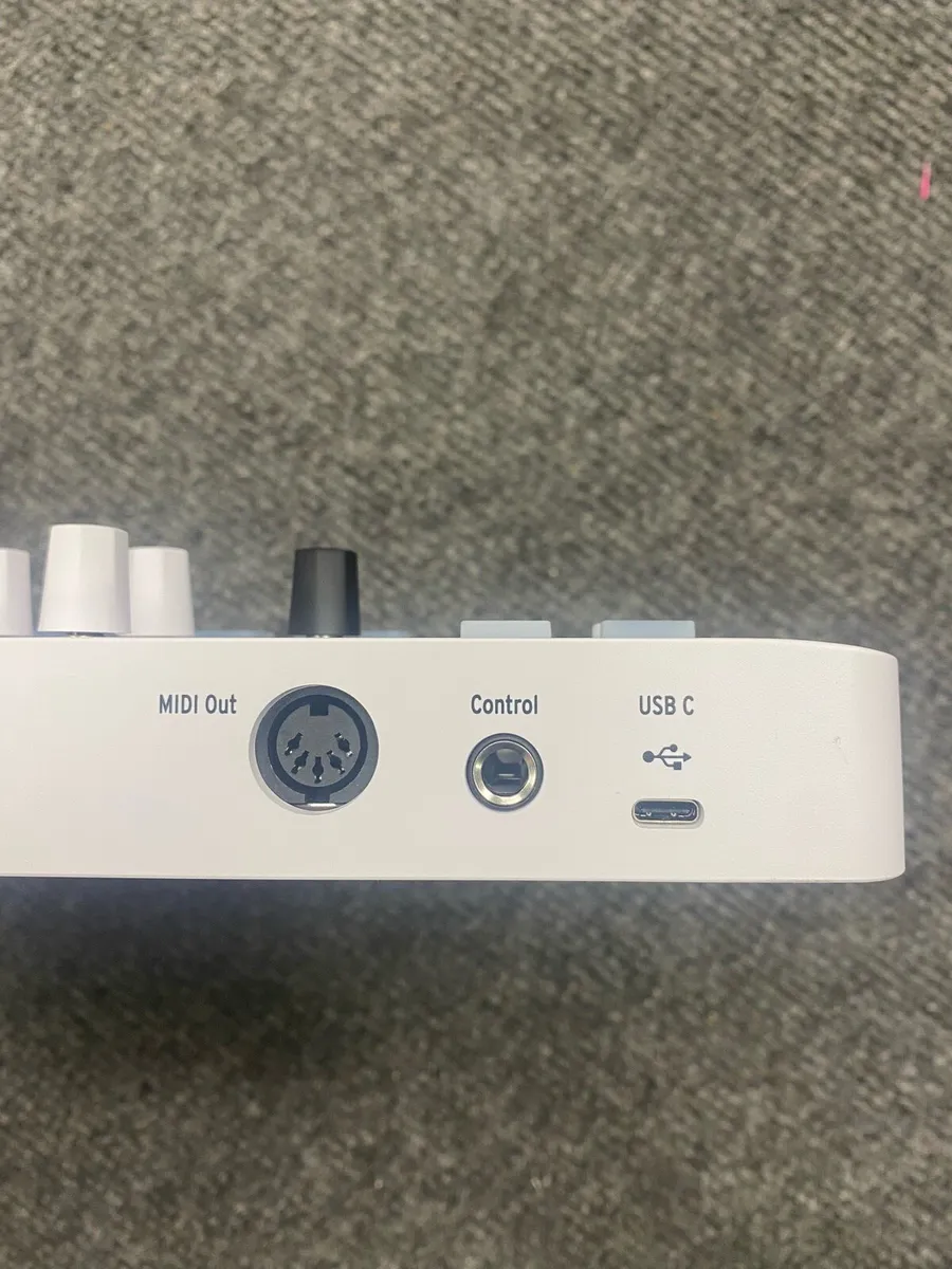 Arturia Mini Lab 3 Keyboard - Image 2