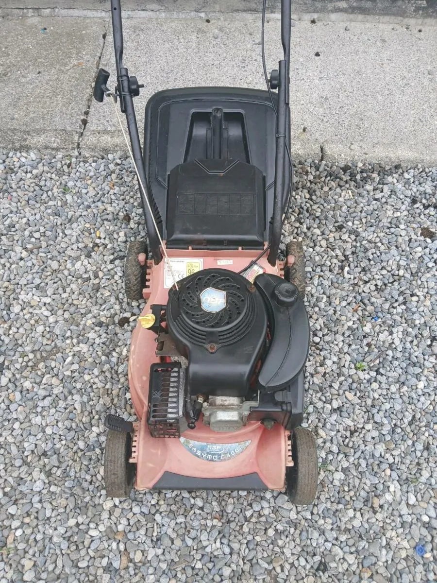 Push lawn mower working perfect €70 - Image 2