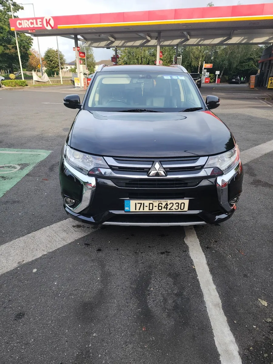 Mitsubishi Outlander 2017 - Image 1