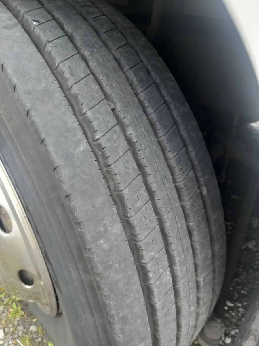 Volvo Other 2005 - Image 2