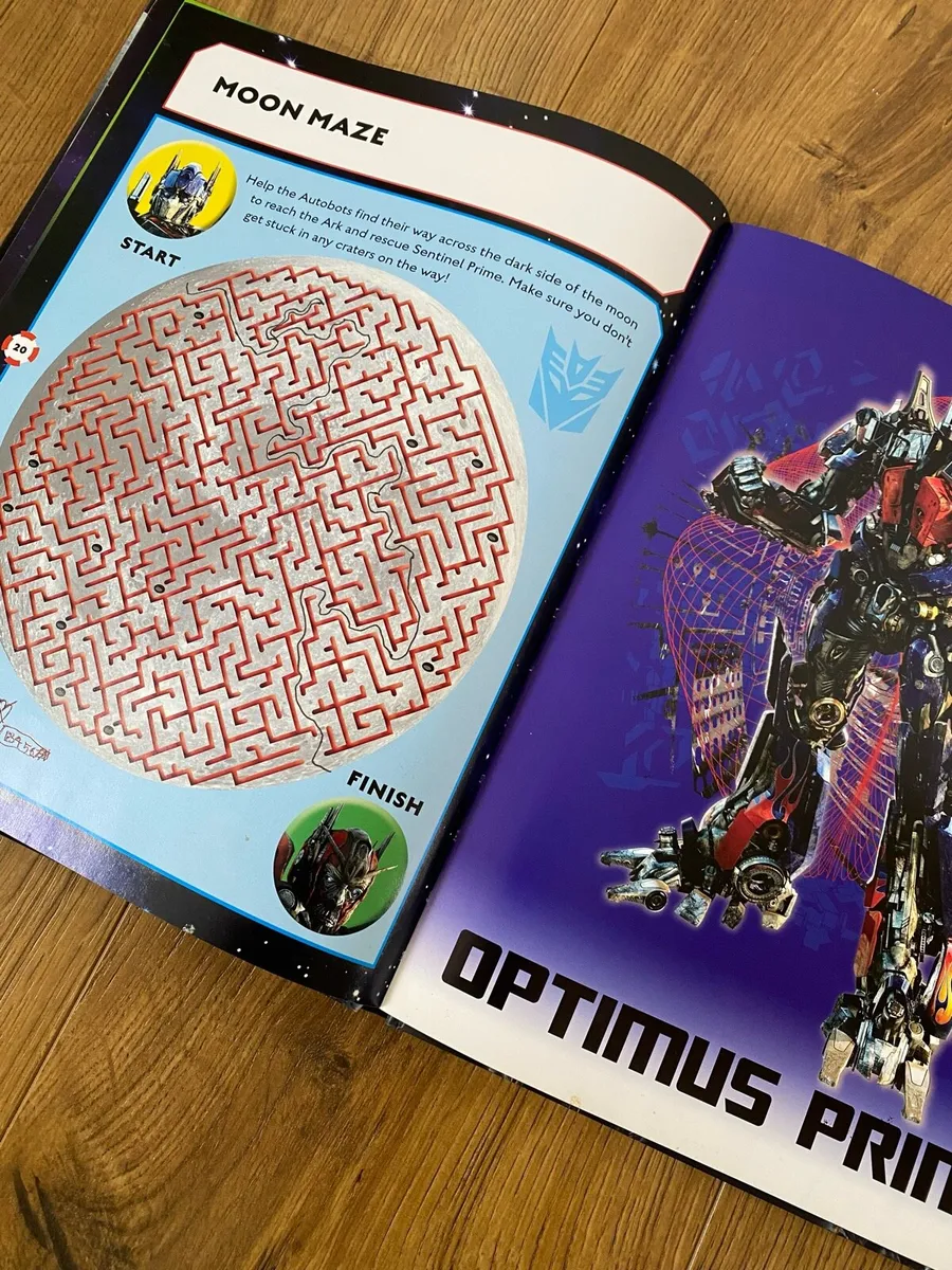 Hasbro Transformers 2012 Annual - Image 2