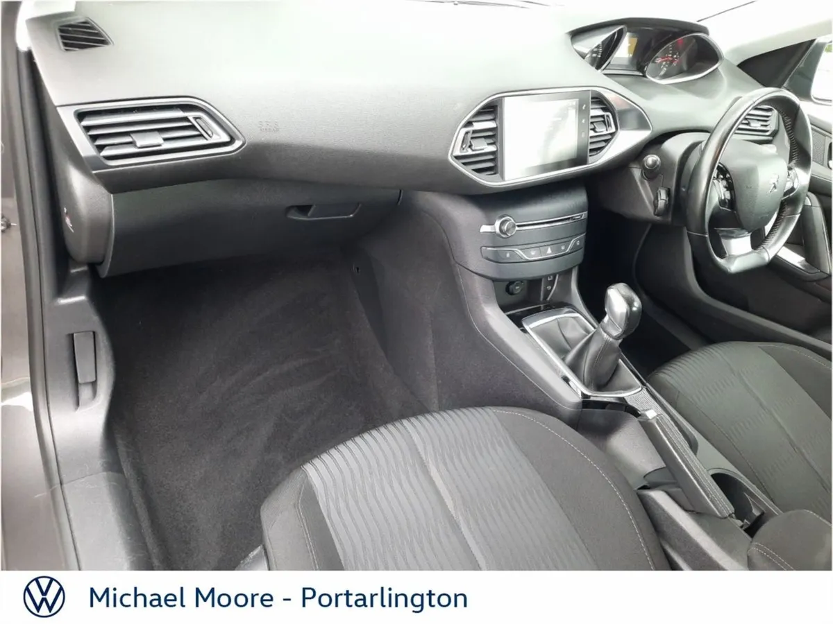 Peugeot 308 1.6 Blue HDI 100bhp Active Addvantage - Image 4