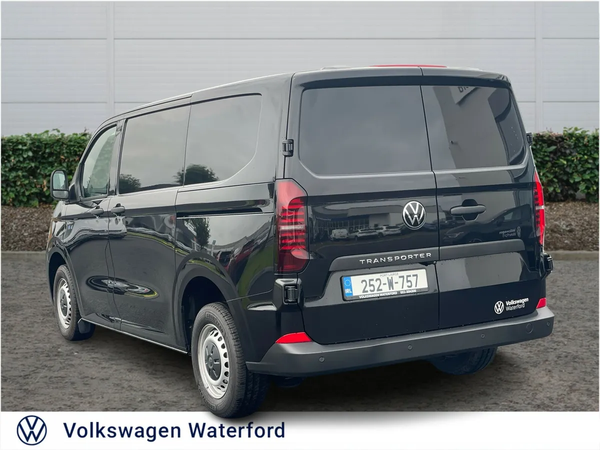 VW Transporter TL SWB 28 110HP M6F (Price ex VAT) - Image 4