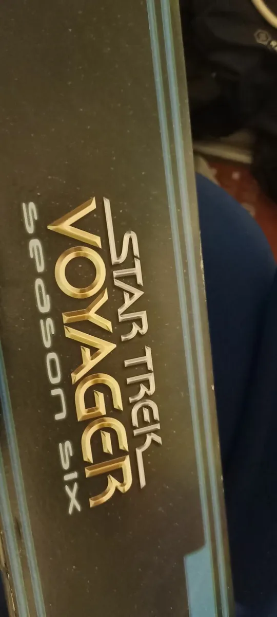 Star Trek Voyager Video Tapes - Image 1