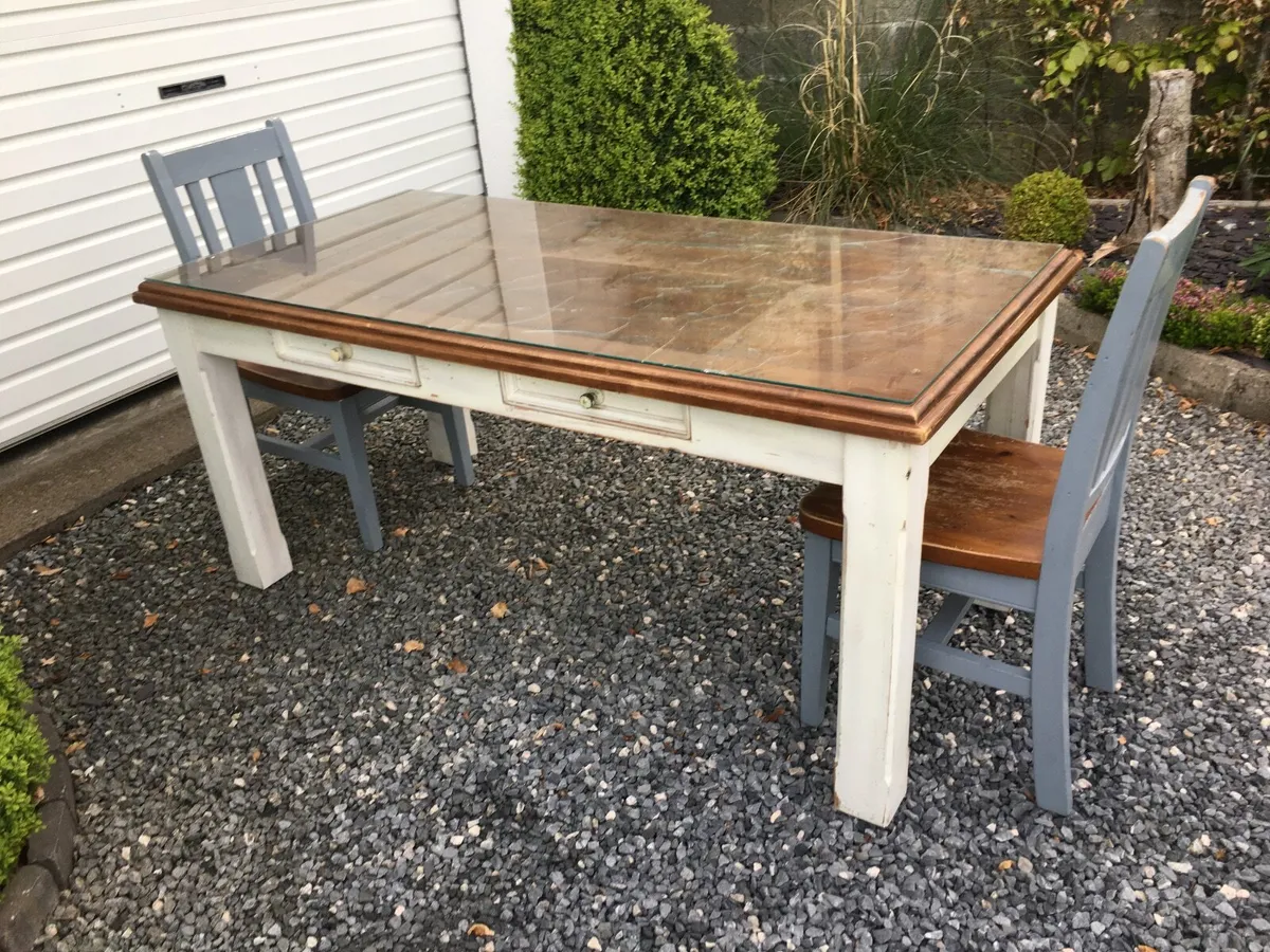 Kitchen table - Image 3
