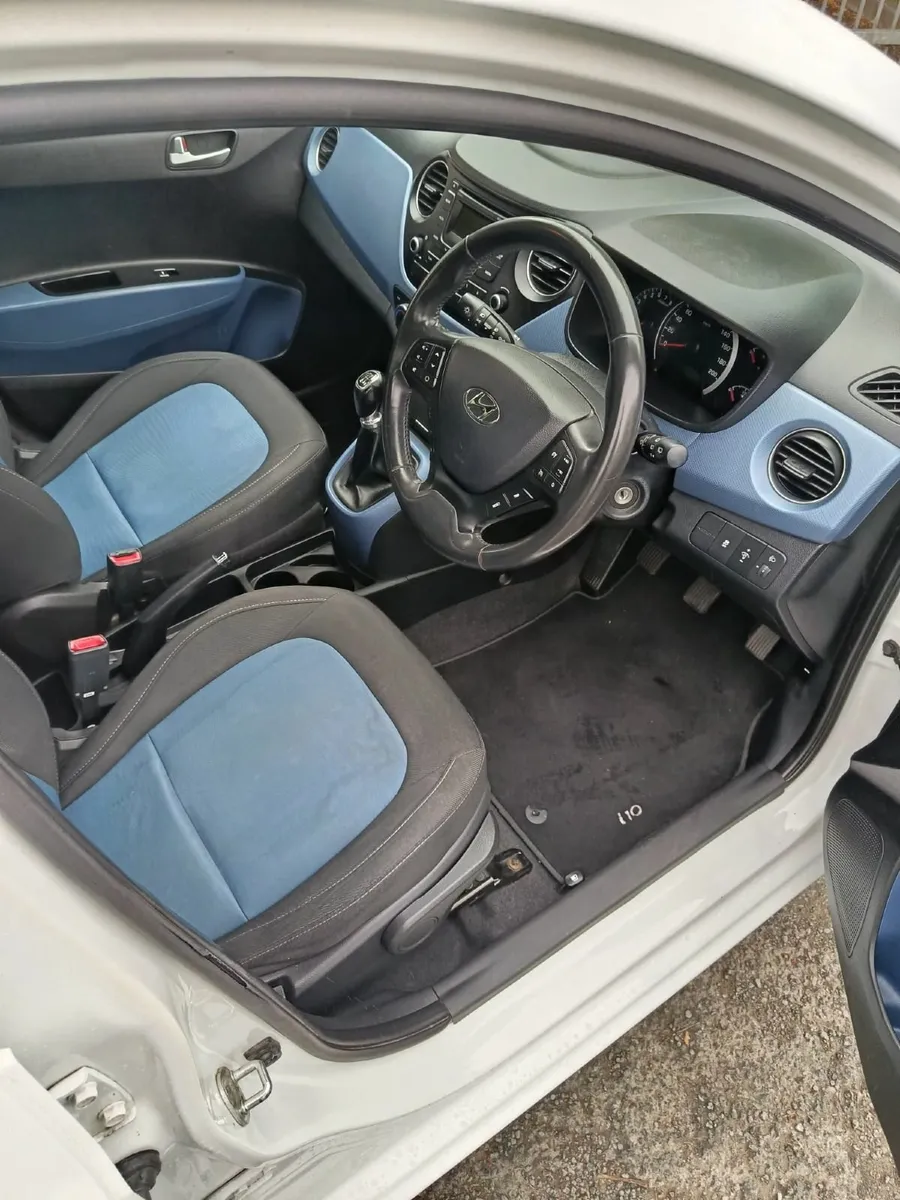 Hyundai i10 2016 - Image 2