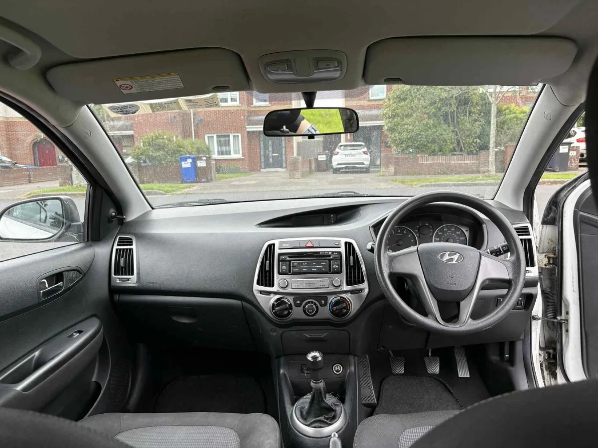 Hyundai i20 2013 - Image 3
