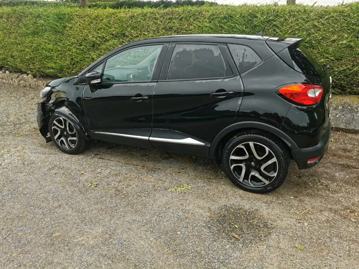 152 Renault Captur Diesel low miles - Image 3