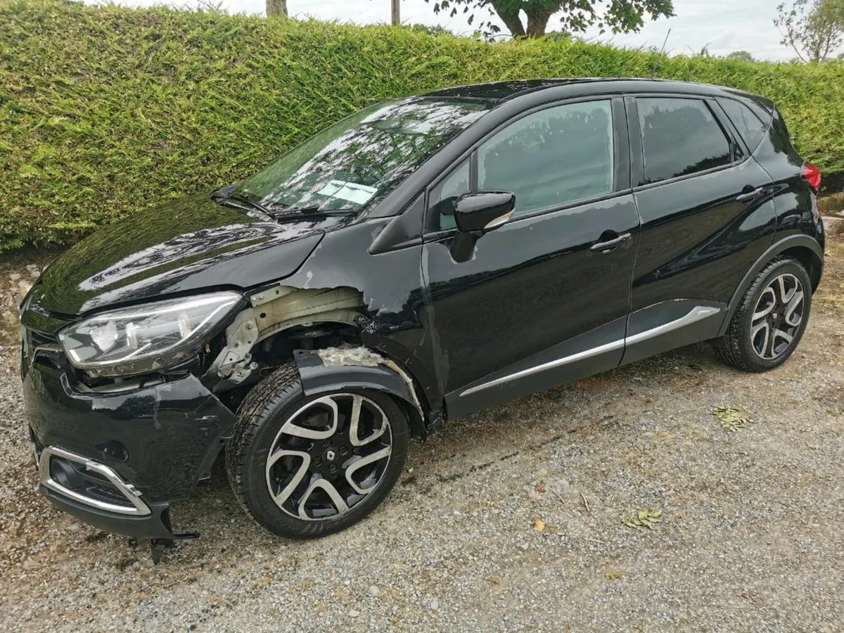 152 Renault Captur Diesel low miles - Image 4