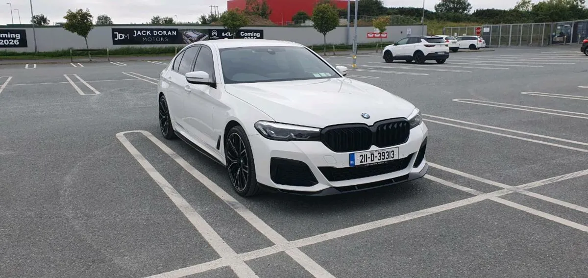BMW 530e LCI - Image 2