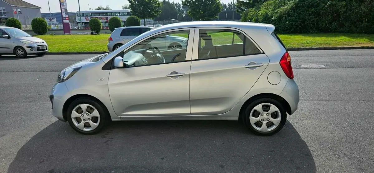 KIA PICANTO LOW MILEAGE - Image 4