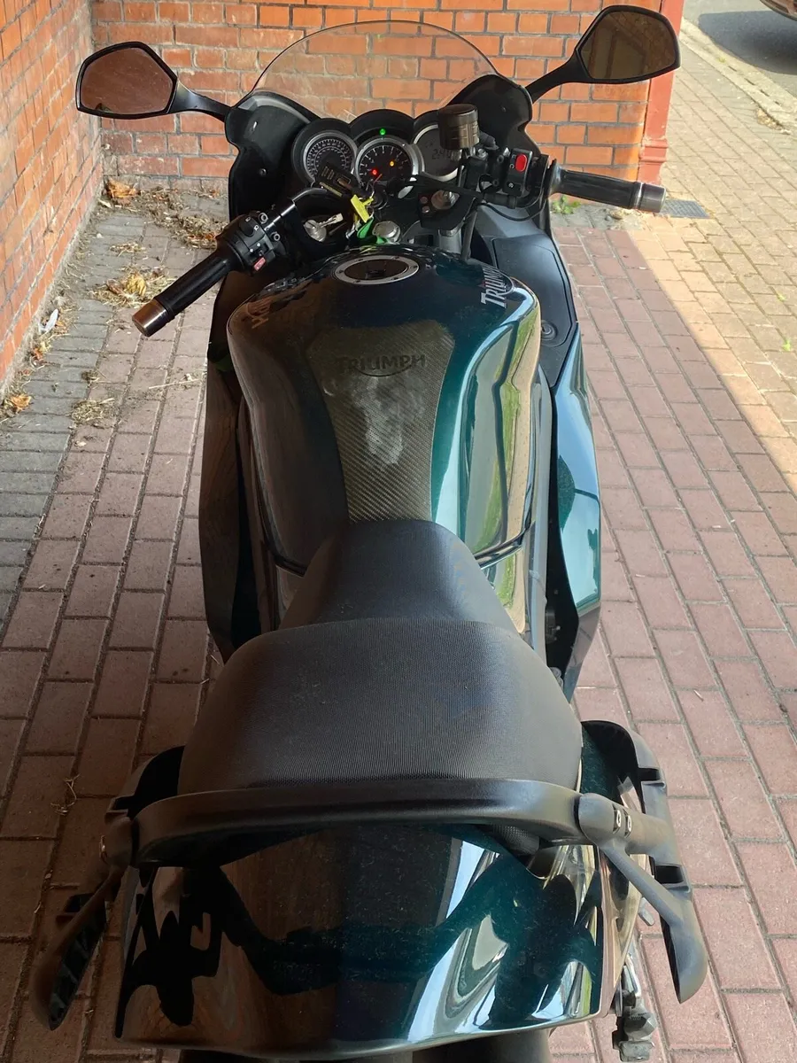 Motorcycle - Image 4