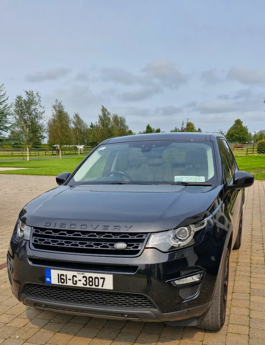 Land Rover Discovery Sport 2016 - Image 2