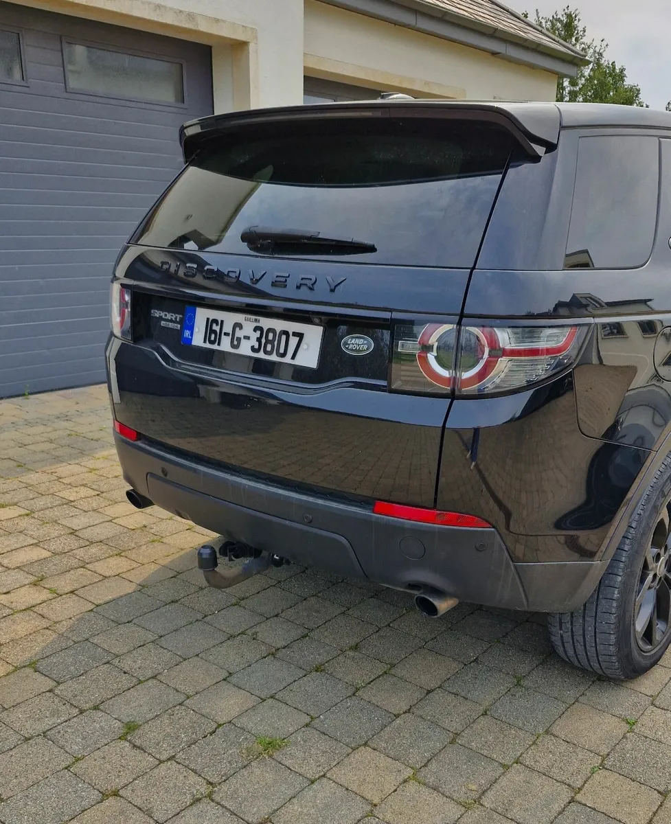 Land Rover Discovery Sport 2016 - Image 4