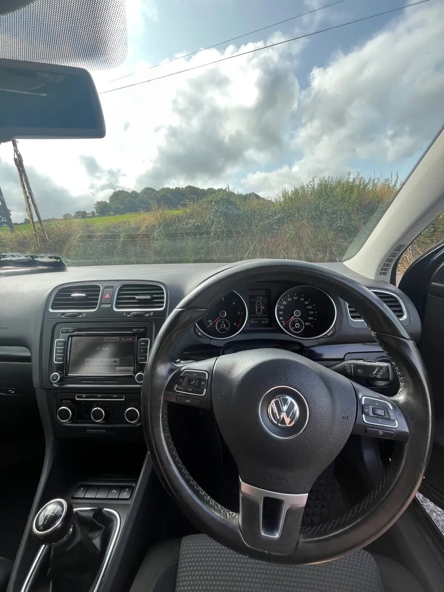 Volkswagen Golf 2012 - Image 3