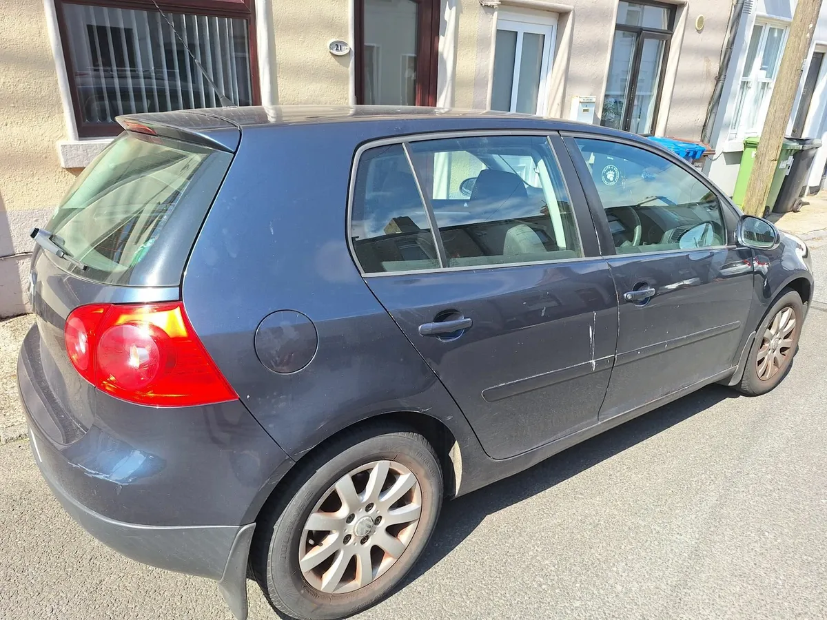 Volkswagen Golf 2007 - Image 2