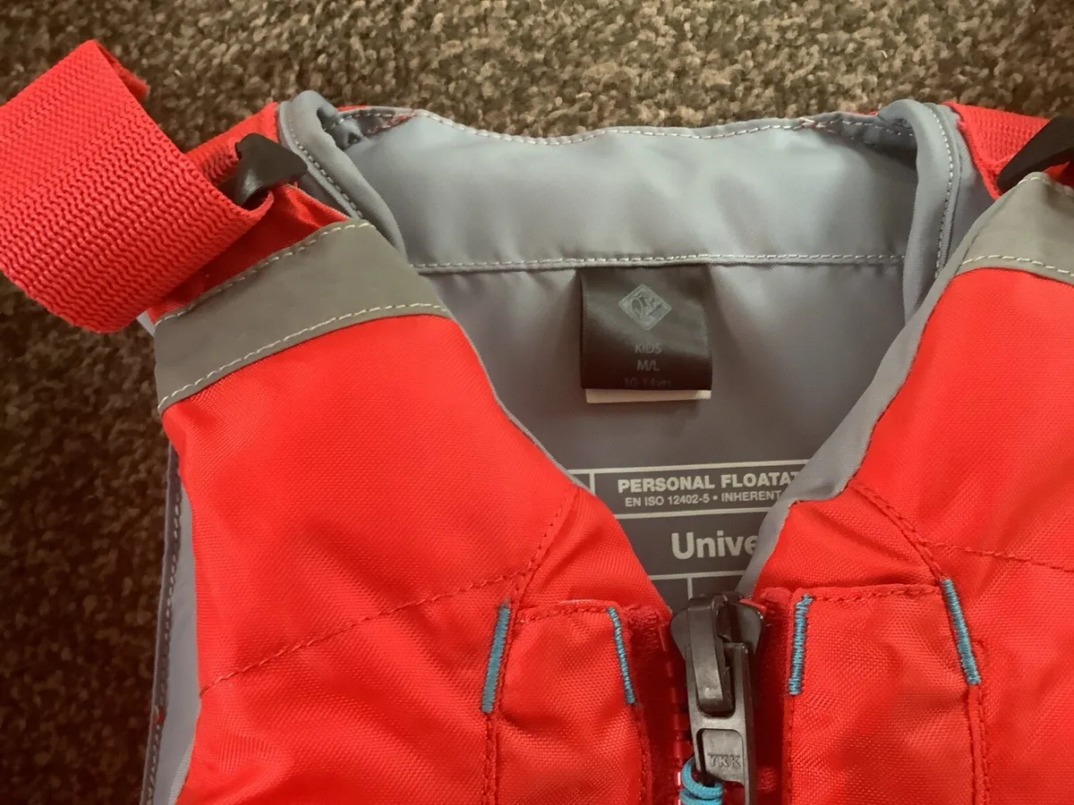 Personal flotation device x2 - Image 2