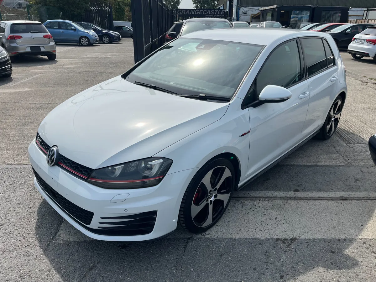 VOLKSWAGEN GOLF 2015, GTI 2.0 TFSI DSG AUTO 220BHP - Image 3