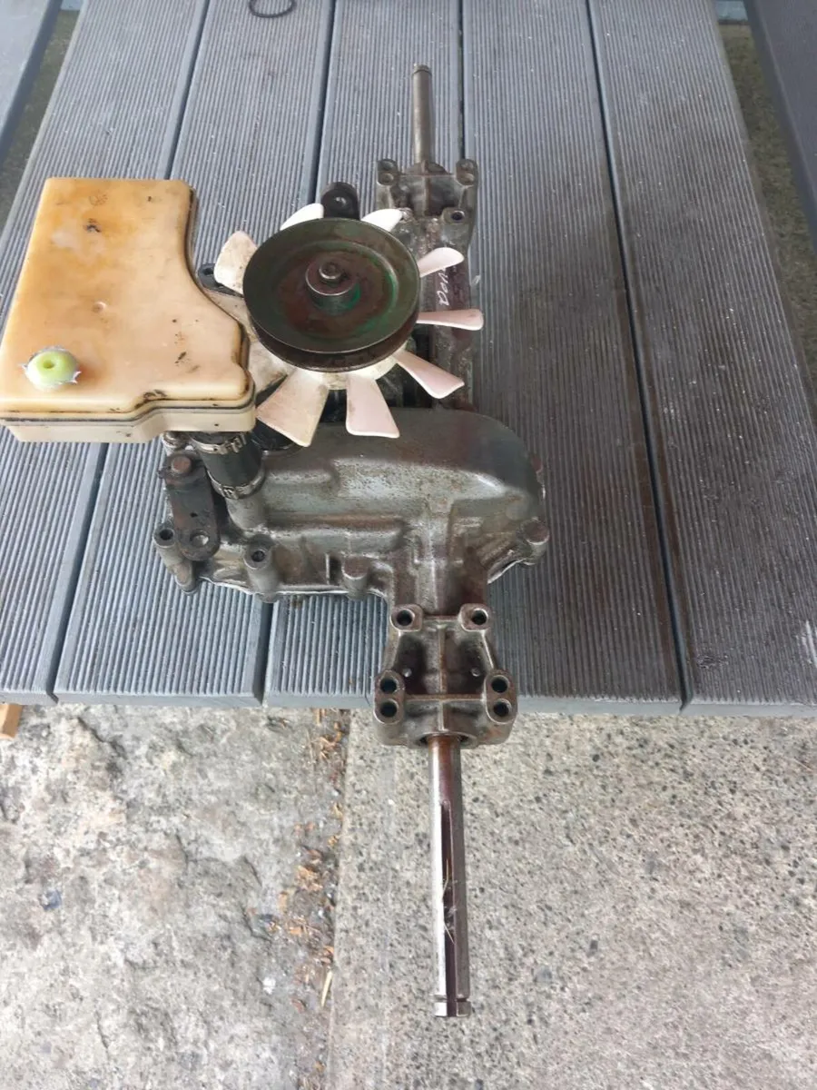 John deere/tuff torq k46 transmission for sale - Image 3