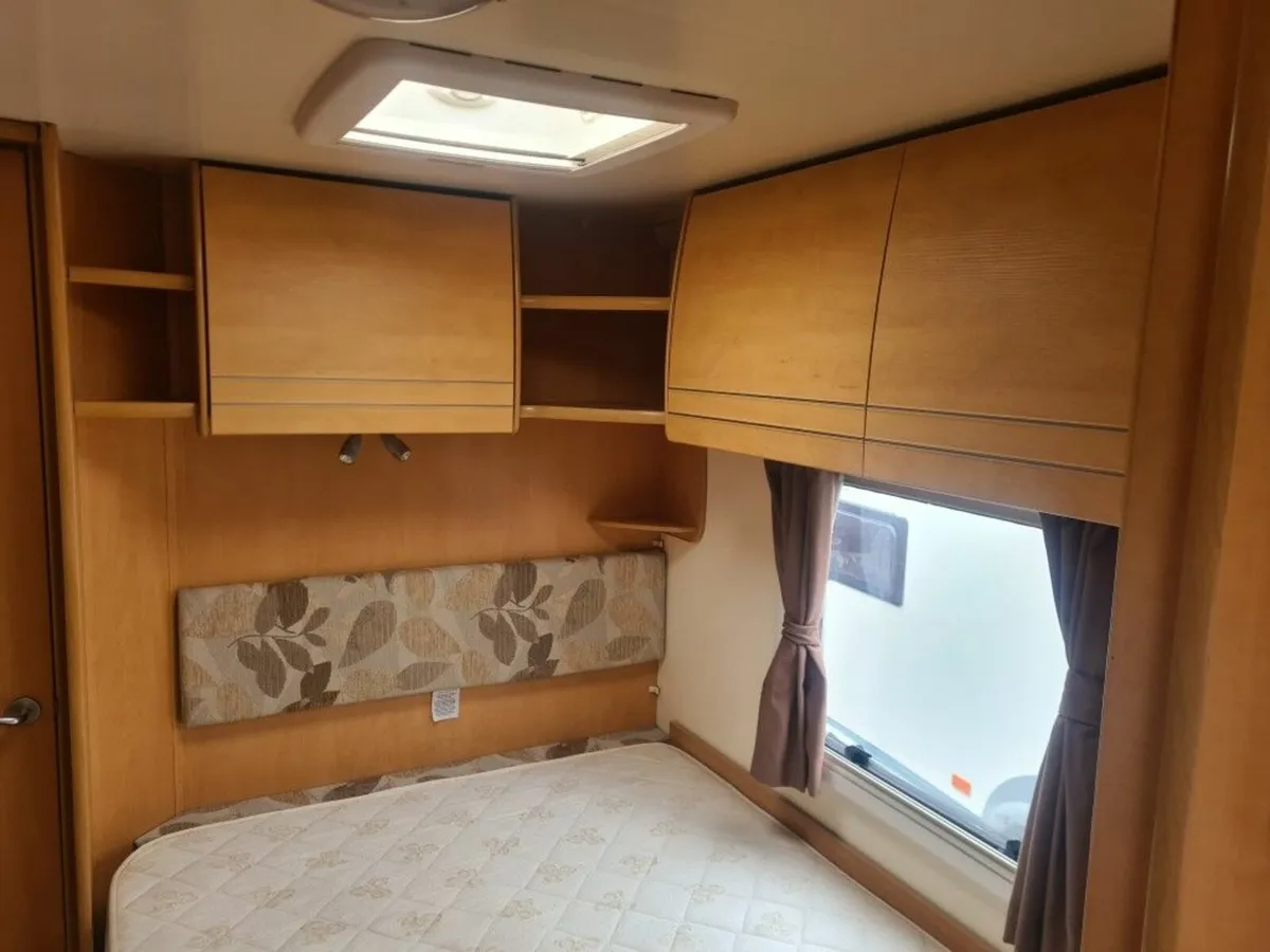 Caravan - Image 1