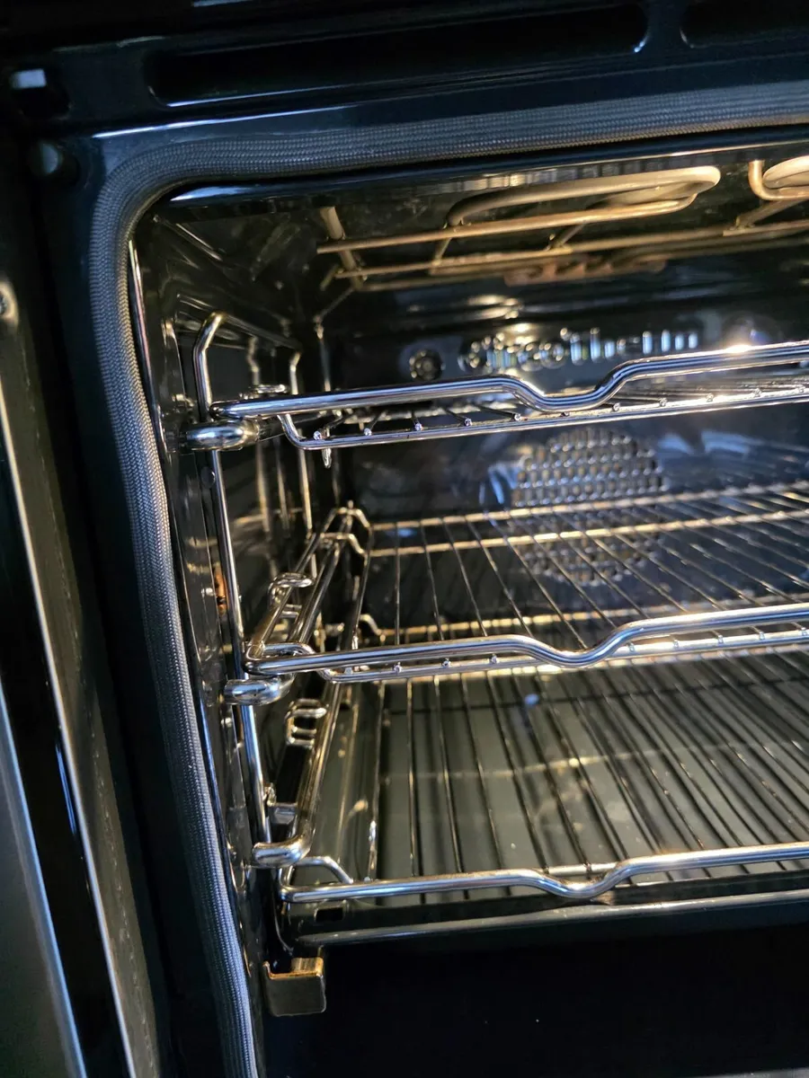 NEFF MICROWAVE OVEN AND main oven with Slide and - Image 2