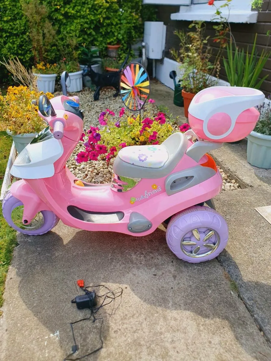 Ride on toy for kids - Image 1