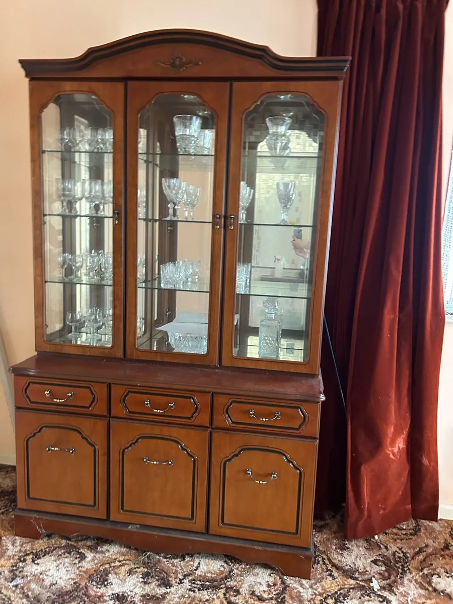 Matching Display Cabinet & bookcase - Image 1