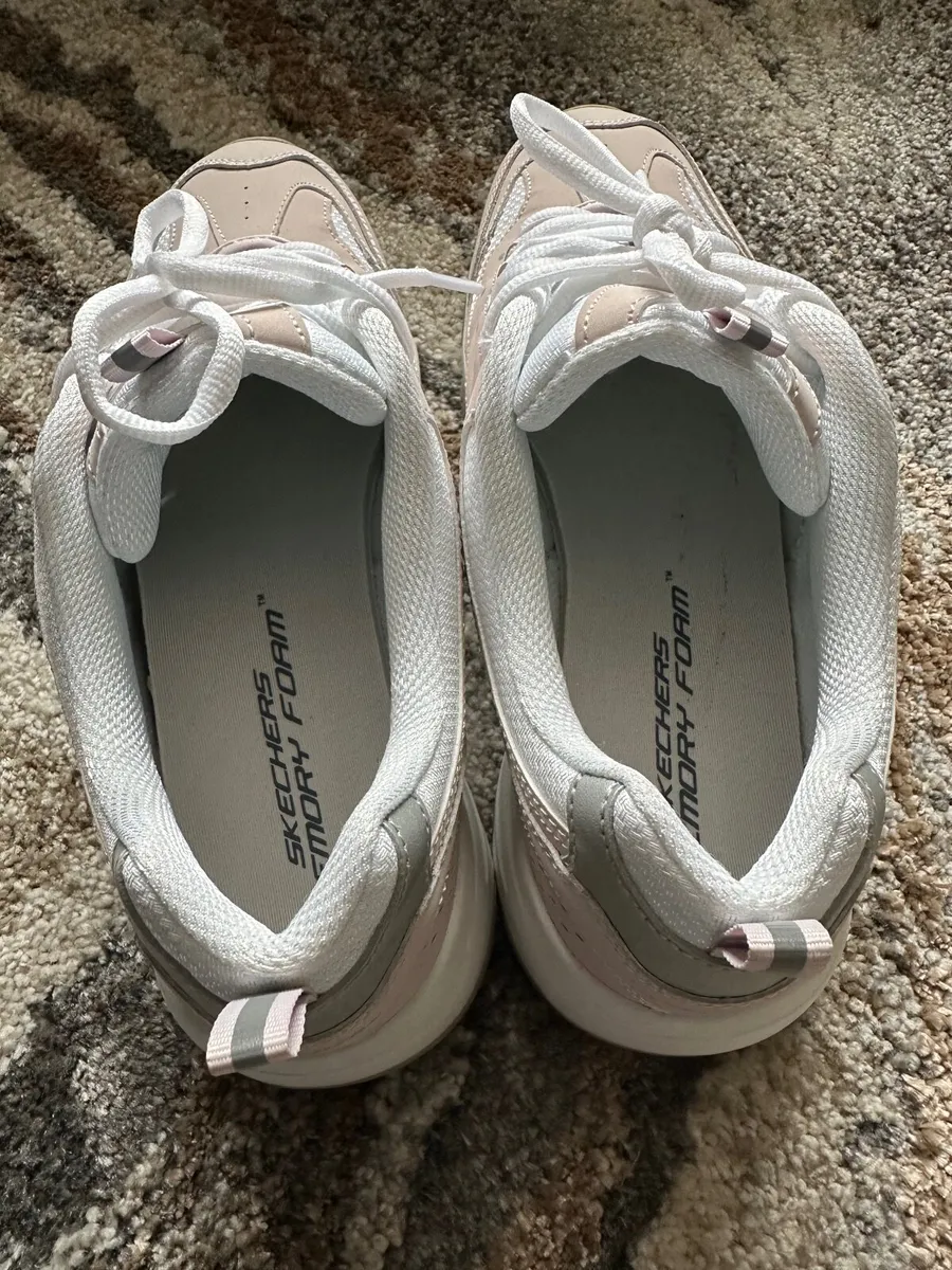 Sketchers Leather Running Shoes - Image 2