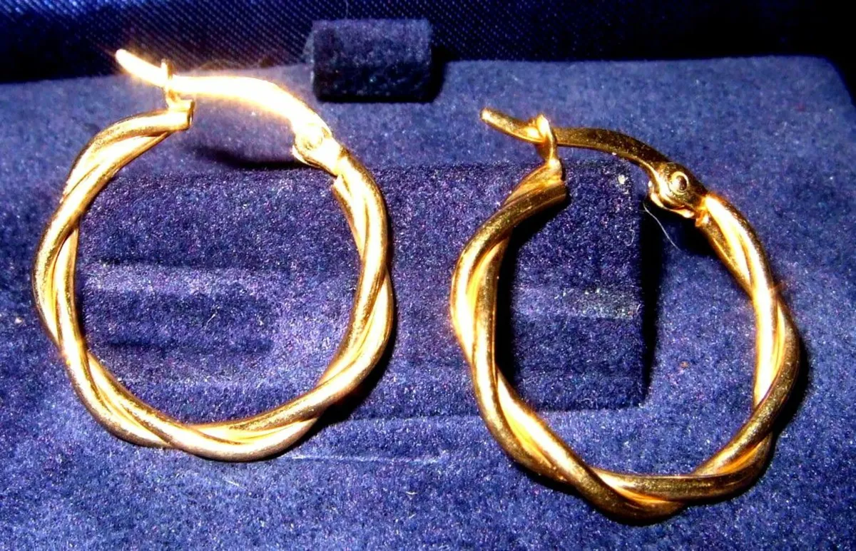 Vintage Hallmarked 9ct Gold Twist Hoops - Image 1
