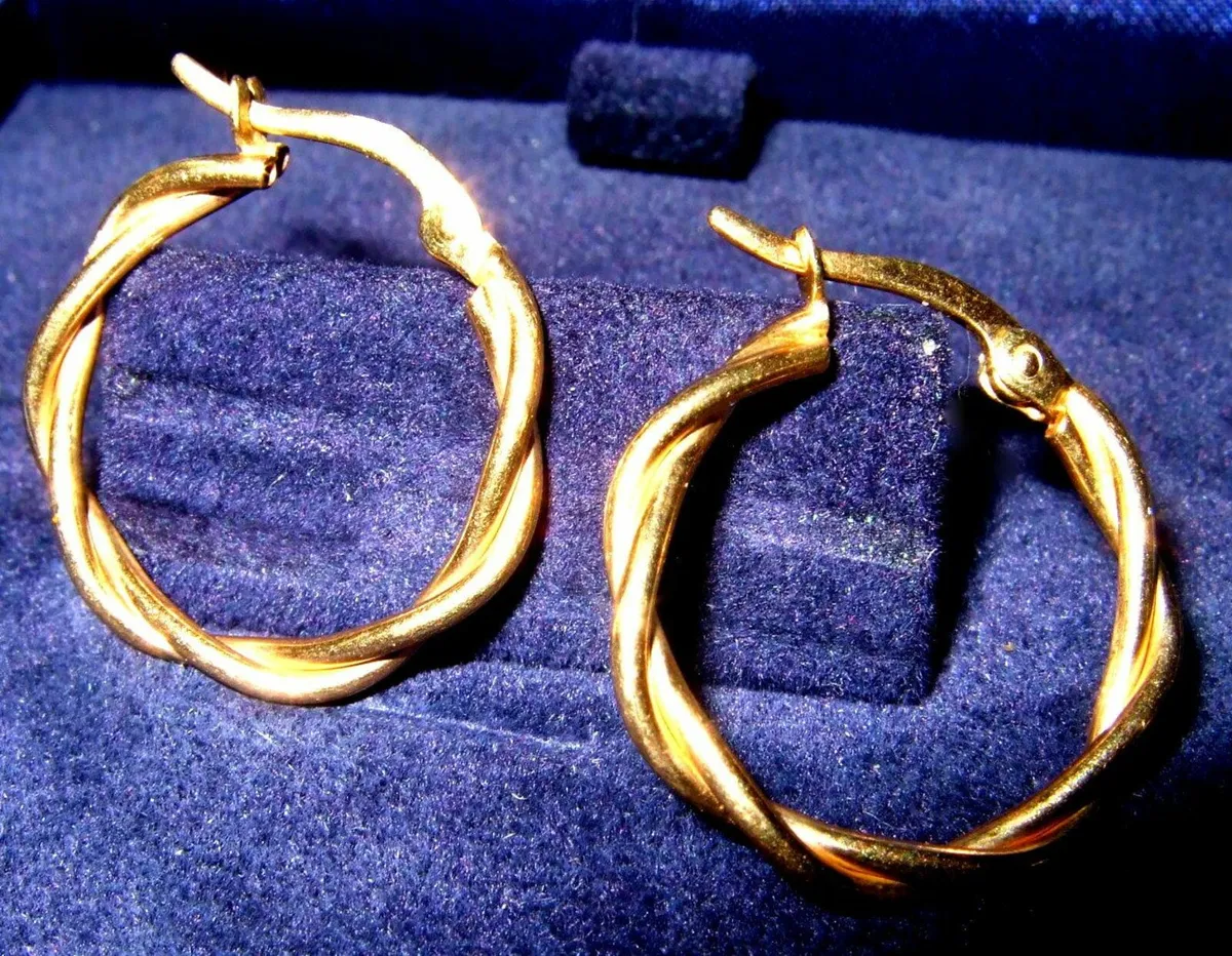 Vintage Hallmarked 9ct Gold Twist Hoops - Image 3