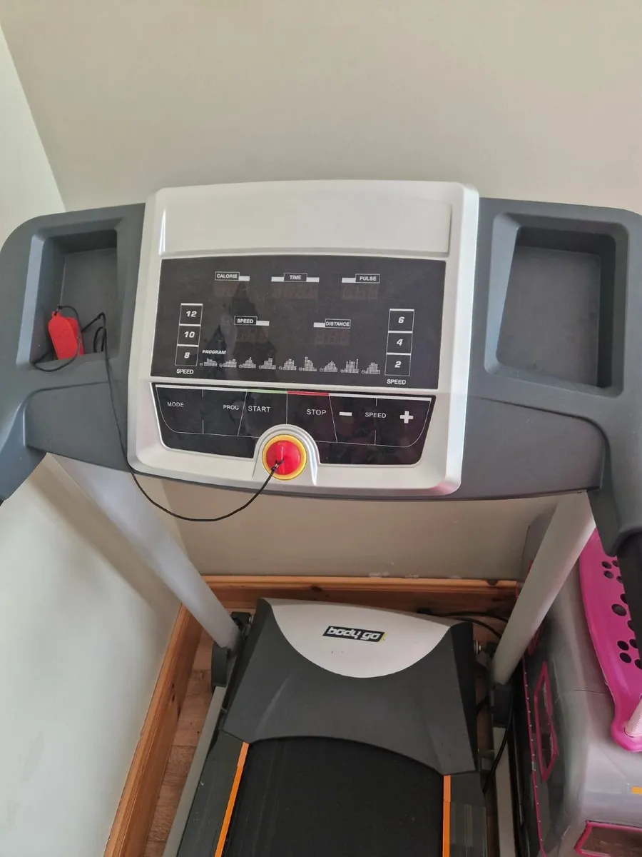 Treadmill - Image 1