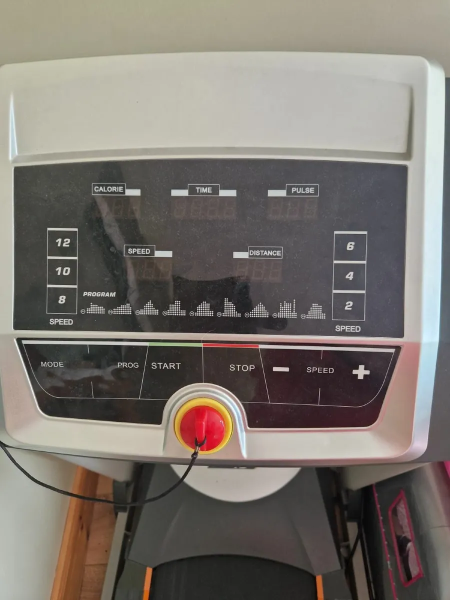 Treadmill - Image 2