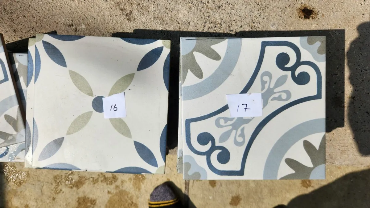 Free Tiles - Image 1
