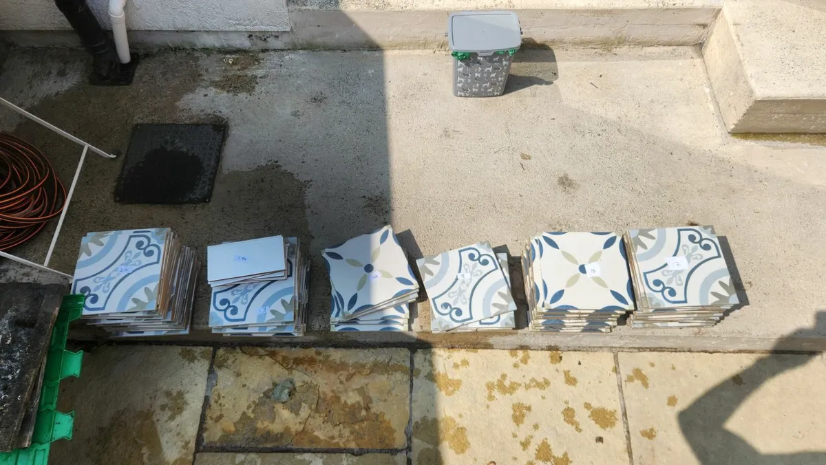 Free Tiles - Image 4