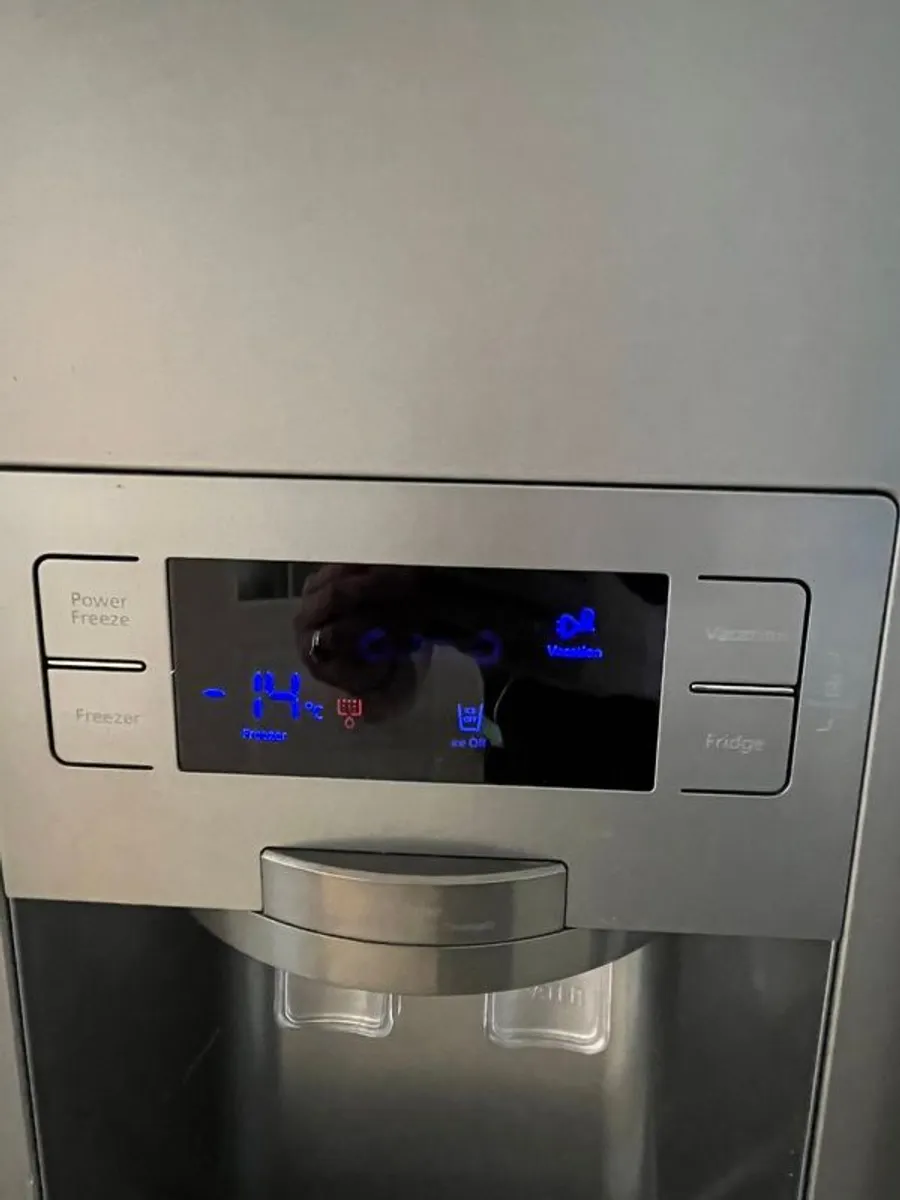 Samsung American FridgeFreezer - Image 3